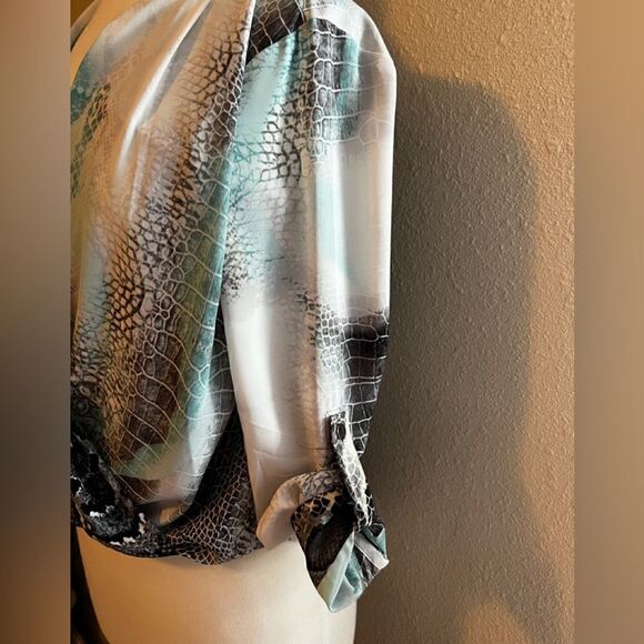 Alfani 2P reptile print blouse - Picture 5 of 7
